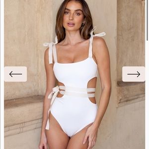 Divinoseas One Piece